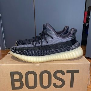 Yeezy 350 V2